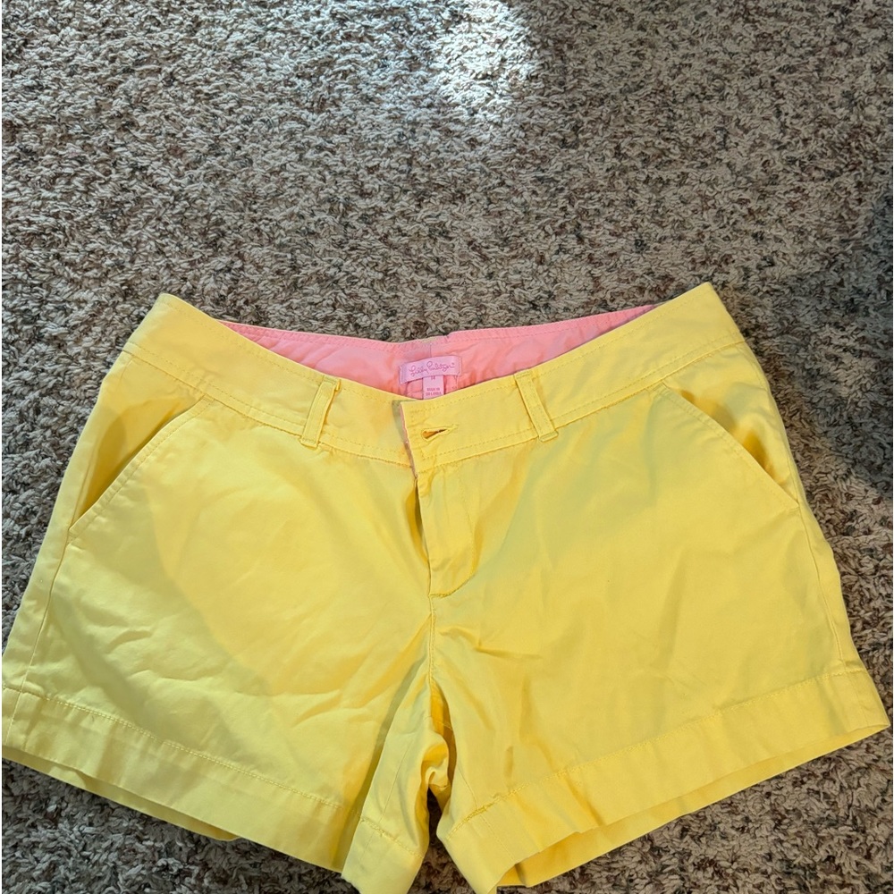 Lilly Pulitzer Women’s size 14 yellow Callahan short. 5” inseam. 100% cotton